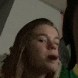 Meet your Posher, Lia